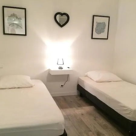 De Gaulle Apartamento Biarriz